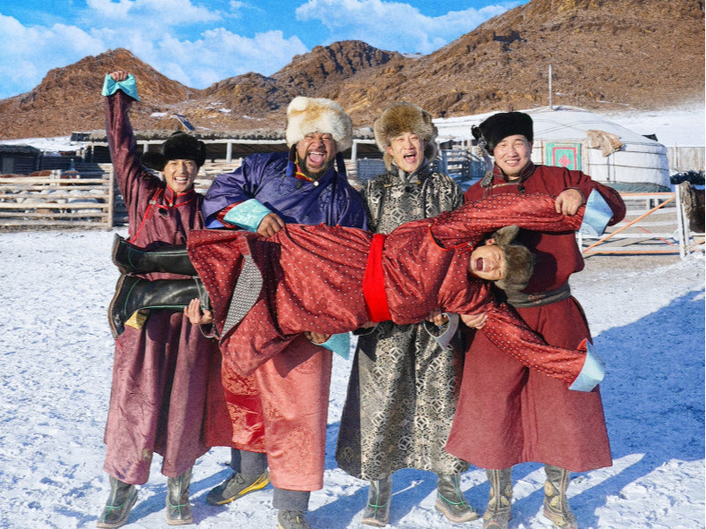 넷플릭스 최신 인기 글로벌 콘텐츠인 '피지컬: 웰컴 투 몽골(