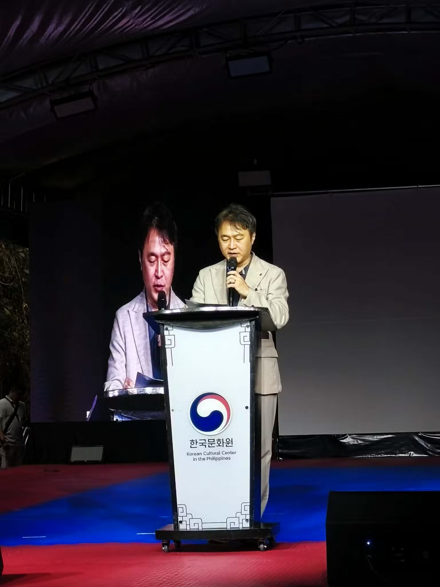 행사에 참석한 이상화 주필리핀 한국대사 - 출처: '인콰이어러(Inquirer)' 홈페이지