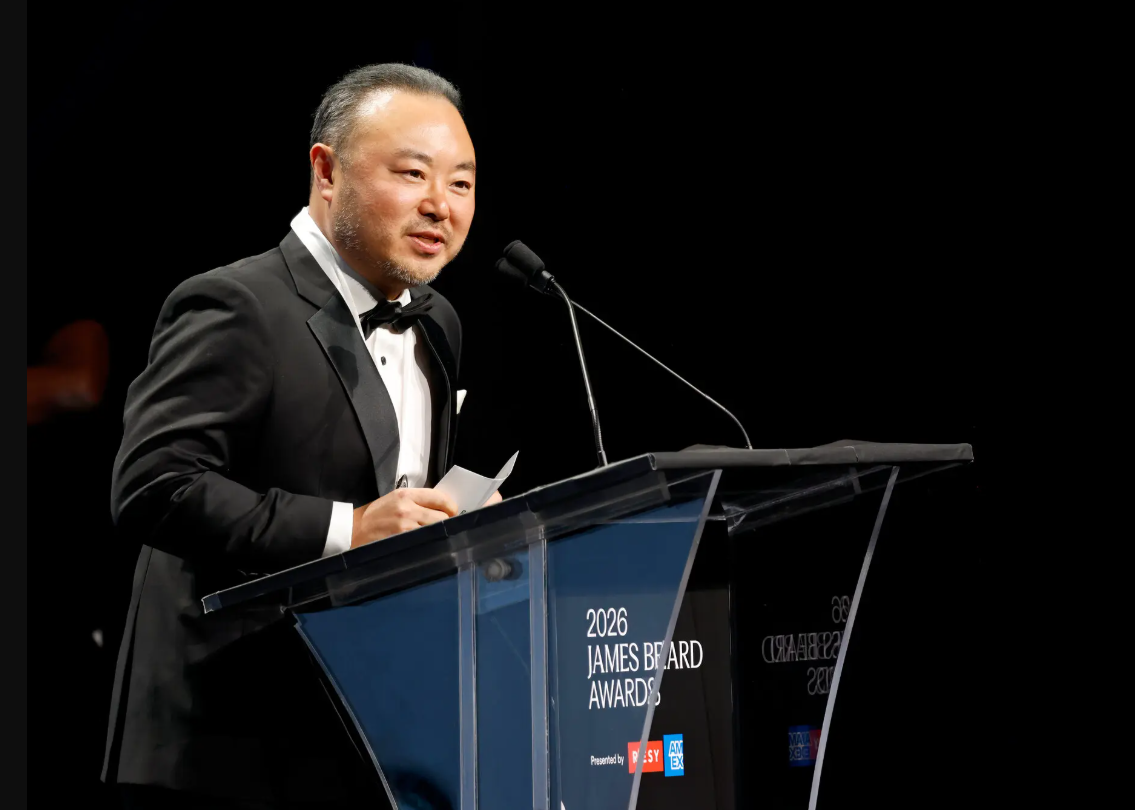  2026년 '제임스 비어드 어워드'에서 뉴욕주 최고 셰프상을 수상한 후니 킴 셰프