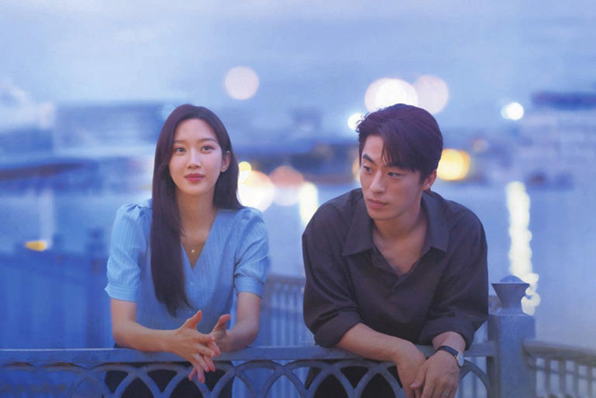 < 7월 일본 개봉을 앞둔 한국 영화 ‘만약에 우리’ 스틸컷 - 출처: ‘엠에스엔(MSN)’ 웹사이트 >